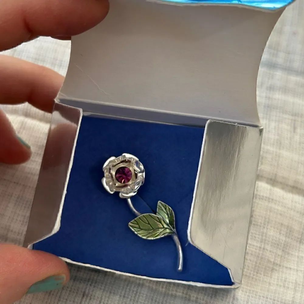 Avon Birthstone Rose Pin February Amethyst NEW In Box Vintage 2004 Retired